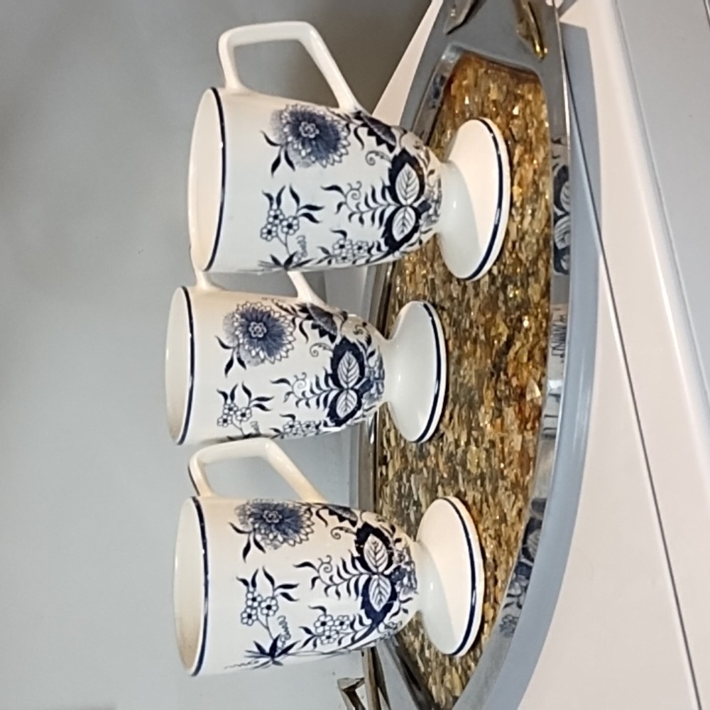 Tall Tea Cups Hot Toddies 3 Gorgeous Cobalt Blue and white Vintage Unique Handle
